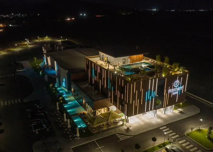 Hotel President